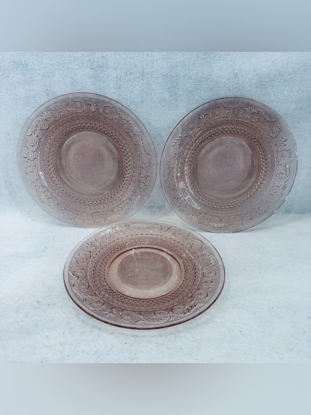 Lot of 3 Vintage KIG FleurDeLis Trellis
Pink Depression Glass 10” Dinner Plates